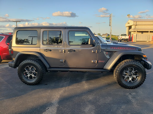 Jeep Dealer «Summit Automotive Chrysler Dodge Jeep Ram», reviews and photos, 815 S Rolling Meadows Dr, Fond du Lac, WI 54937, USA
