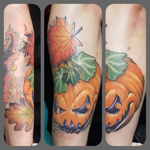 Explore mens simple tattoo ideas, creative tattoo ideas in Syracuse, available at Oculus Tattoo Lounge