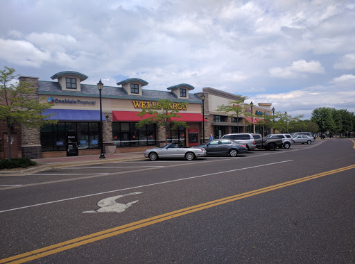 Shopping Mall «Silver Lake Village Shopping Center», reviews and photos, Silver Lake Rd NE, St Anthony, MN 55421, USA