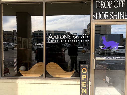 Aaron's on 7th•Gentlemens Barber Shop