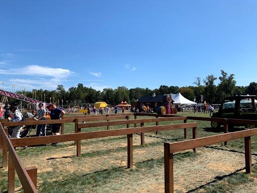 Golf Course «Knob Hill Golf Course», reviews and photos, 1 Shinnecock Dr, Manalapan Township, NJ 07726, USA