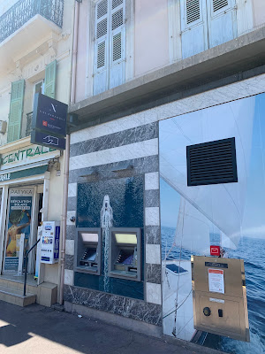 Bankomat (ATM) Nautibanque à Cannes