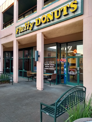 Donut Shop «Fluffy Donuts & Sandwich Shop», reviews and photos, 757 Russell Blvd # 2, Davis, CA 95616, USA
