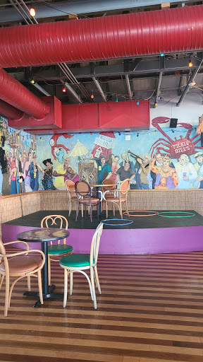 Liquor Store «Shoregate Beverage & Liquor», reviews and photos, 30498 Lakeshore Blvd, Willowick, OH 44095, USA