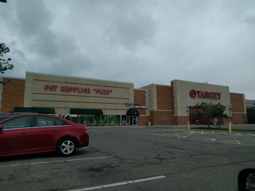 Pet Supply Store «Pet Supplies Plus», reviews and photos, 220 Market Dr, Elyria, OH 44035, USA