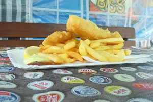 Fisch mit Biss / Fish & Chips image