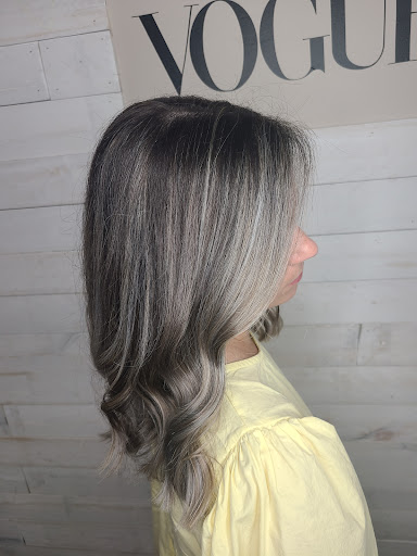 Hair Salon «Vogue Hair Salon Alpharetta, GA», reviews and photos, 5620 Commerce Blvd, Alpharetta, GA 30004, USA