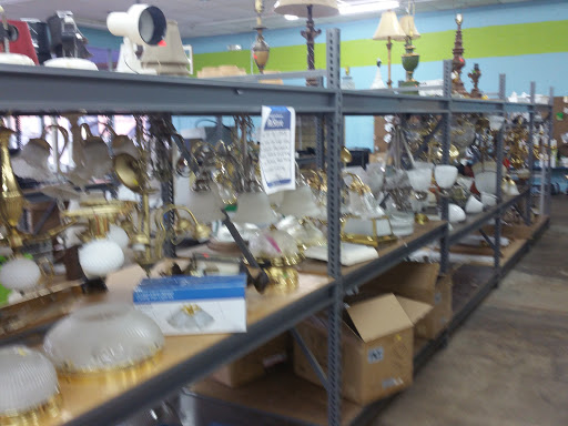 Thrift Store «Habitat for Humanity ReStore», reviews and photos, 408 Madison St, Clarksville, TN 37040, USA