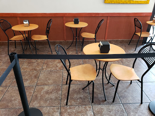 Ice Cream Shop «Cold Stone Creamery», reviews and photos, 836 Eden Way N #141, Chesapeake, VA 23320, USA