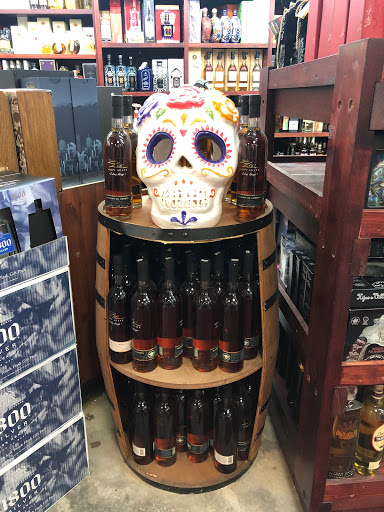 Liquor Store «Old Town Liquor & Deli», reviews and photos, 2304 San Diego Ave A, San Diego, CA 92110, USA