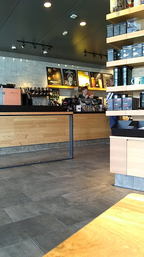 Coffee Shop «Starbucks», reviews and photos, 216 W Manson Hwy, Chelan, WA 98816, USA