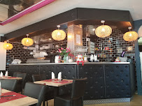 Atmosphère du Restaurant asiatique SUSHI D & E / Sushi - Poke Bowl - Wok Thaï à La Seyne-sur-Mer - n°5