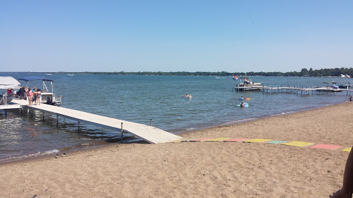 Restaurant «Beach Bums Bar & Eatery», reviews and photos, 35776 Co Hwy 72, Battle Lake, MN 56515, USA