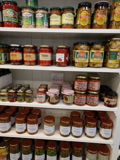 Gourmet Grocery Store «Cipollina Gourmet Italian Market», reviews and photos, 116-09 Queens Blvd, Forest Hills, NY 11375, USA