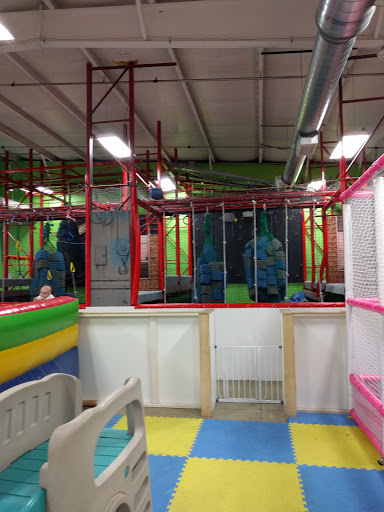 Amusement Center «Dizzy Family Fun Center», reviews and photos, 455 Weaver Park Rd #100, Longmont, CO 80501, USA