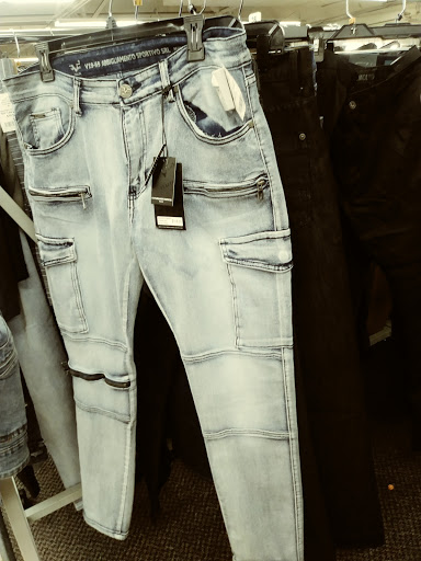 Clothing Store «Burlington Coat Factory», reviews and photos, 99 Southgate Ave, Daly City, CA 94015, USA