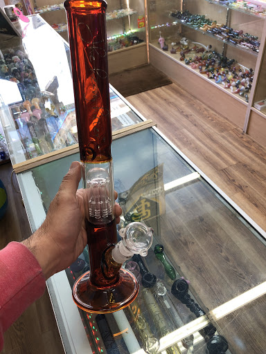 Tobacco Shop «Cole Street Smoke Shop», reviews and photos, 610 Cole St, San Francisco, CA 94117, USA