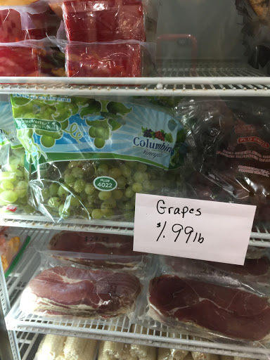 Produce Market «Produce Place», reviews and photos, 2814 Frontage Rd, Gainesville, GA 30504, USA