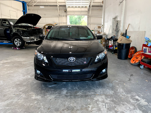 Auto Body Shop «Gerber Collision & Glass», reviews and photos, 12635 US-27, Clermont, FL 34711, USA