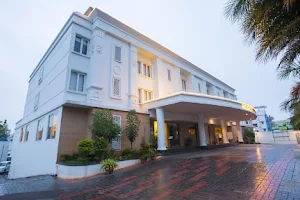 Ganpat Grand Hotel image