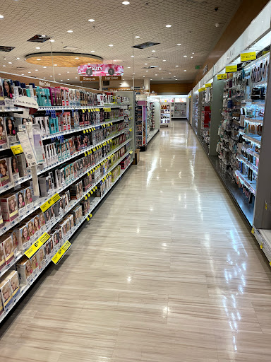 Grocery Store «Ralphs Fresh Fare», reviews and photos, 21909 Ventura Blvd, Woodland Hills, CA 91364, USA