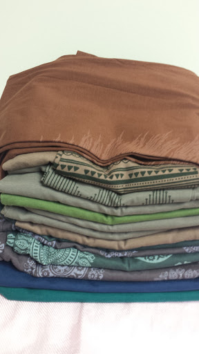 Gift Shop «Tibetan Himalayan Gift Shop», reviews and photos, 746 E Chatham St b, Cary, NC 27511, USA