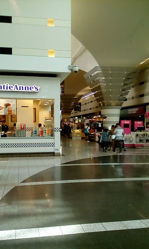 Shopping Mall «The Boulevard Mall», reviews and photos, 3528 S Maryland Pkwy, Las Vegas, NV 89169, USA