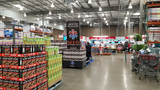 Warehouse club Gilbert