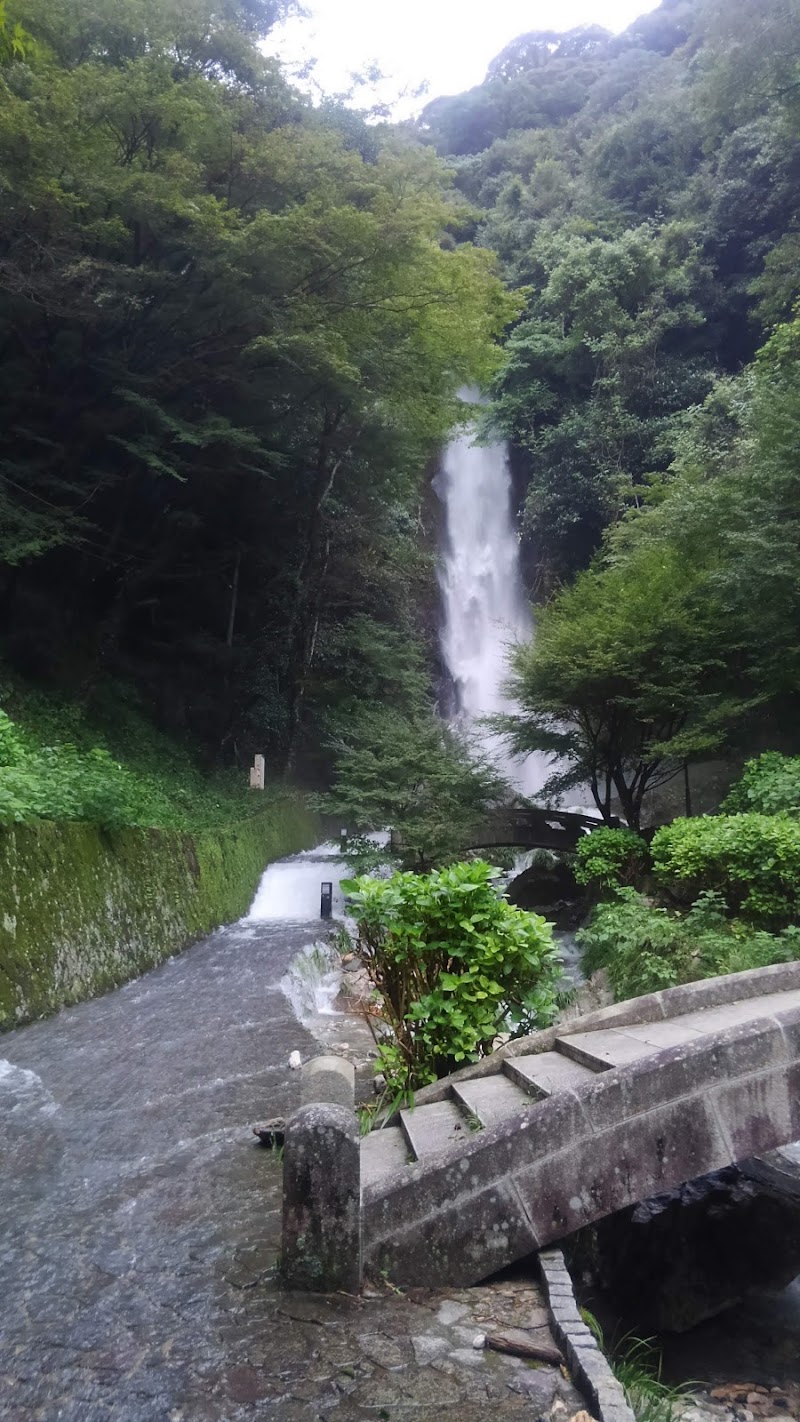 清水の滝 駐車場 佐賀県小城市 無料駐車場 グルコミ