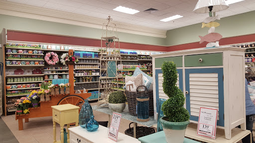 Shopping Mall «Freehold Raceway Mall», reviews and photos, 3710 U.S. 9, Freehold, NJ 07728, USA