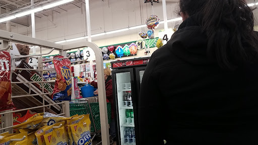 Dollar Store «Dollar Tree», reviews and photos, 1031 E Oakton St, Des Plaines, IL 60018, USA