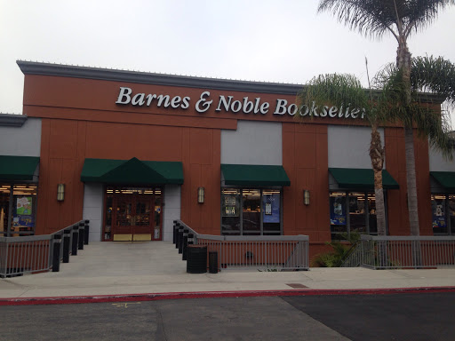 Book Store «Barnes & Noble», reviews and photos, 6326 E Pacific Coast Hwy, Long Beach, CA 90803, USA