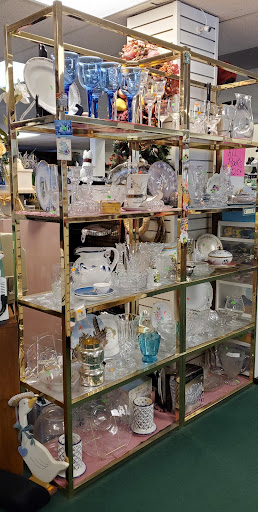 Thrift Store «Life Center Thriftshop», reviews and photos, 6331 6th Ave, Tacoma, WA 98406, USA