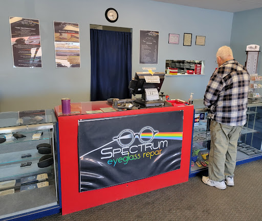 Optician «Spectrum Eyeglass Repair», reviews and photos, 303 Mid Rivers Mall Dr, St Peters, MO 63376, USA