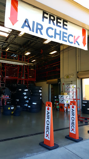 Tire Shop «Discount Tire Store», reviews and photos, 17977 NE 76th St, Redmond, WA 98052, USA