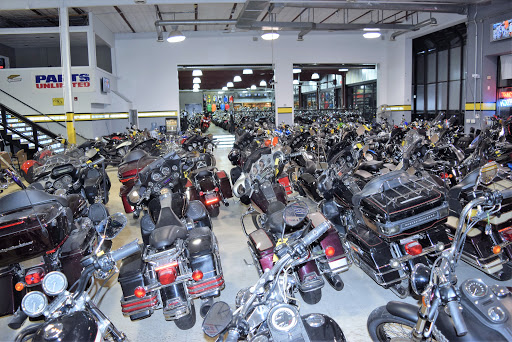 Used Motorcycle Dealer «Monster Powersports», reviews and photos, 315 N Rand Rd, Wauconda, IL 60084, USA