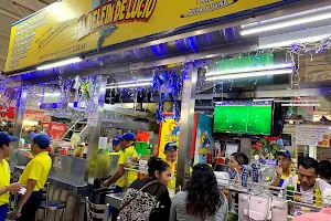 Marisqueria “ EL DELFÍN DE LUCIO” image