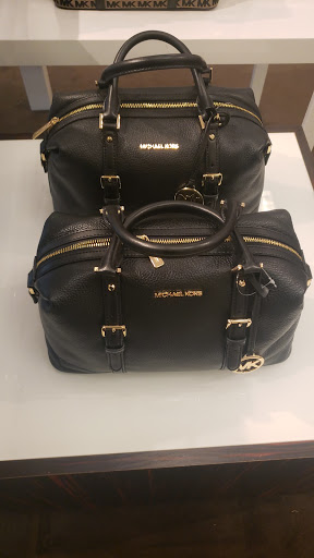 Fashion Accessories Store «Michael Kors», reviews and photos, 1650 Premium Outlet Blvd #1800, Aurora, IL 60502, USA