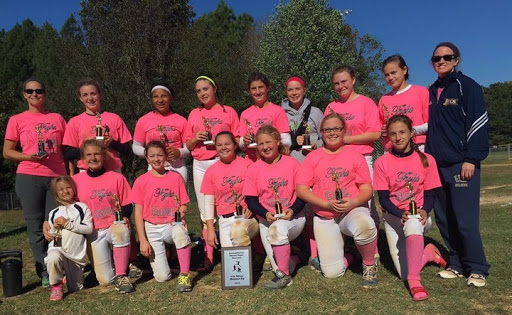 Custom T-shirt Store «CustomInk - Custom T-shirt Store - Richmond», reviews and photos, 3401 W Cary St, Richmond, VA 23221, USA