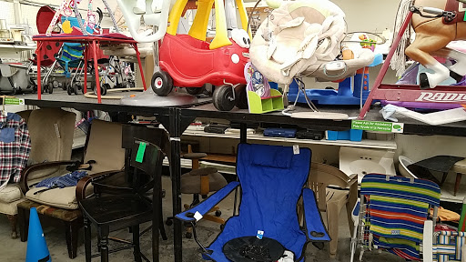 Thrift Store «Veterans Thrift Store», reviews and photos, 1190 Garey Ave, Pomona, CA 91766, USA