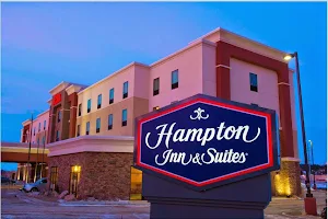 Hampton Inn and Suites Bismarck Northwest image