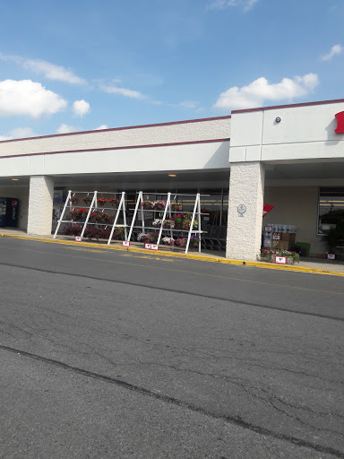 Supermarket «Weis Markets (Kutztown)», reviews and photos, 15260 Kutztown Rd, Kutztown, PA 19530, USA