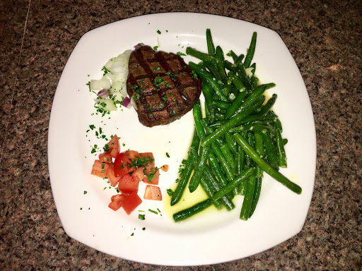 American Restaurant «Martinis Restaurant & Lounge», reviews and photos, 4338 Lake Rd W, Ashtabula, OH 44004, USA