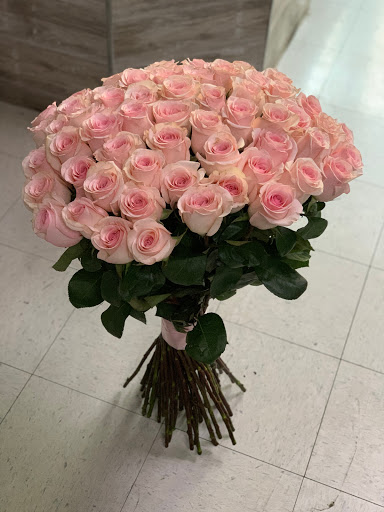 Florist «Everest Florist and Gifts Sacramento», reviews and photos, 7137 Walerga Rd, Sacramento, CA 95842, USA