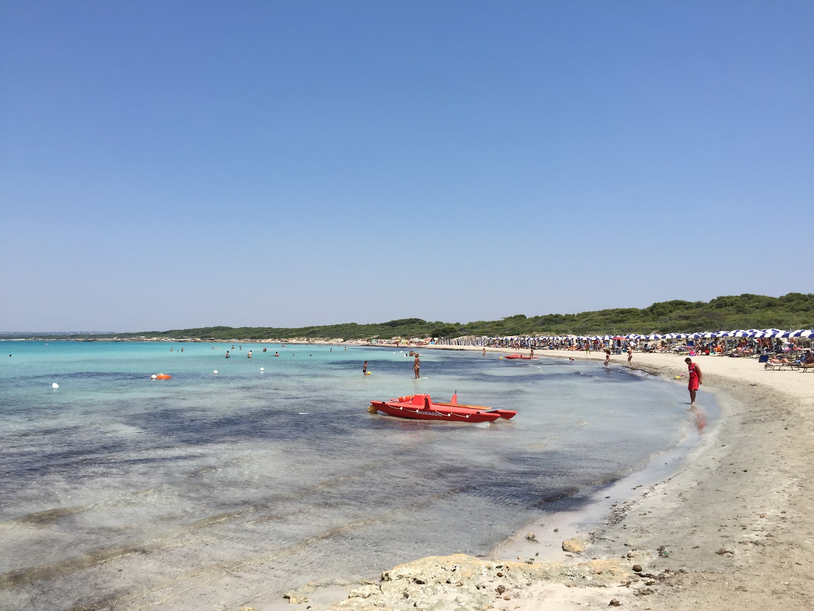 Foto av Punta Pizzo Stranden med beige sand yta