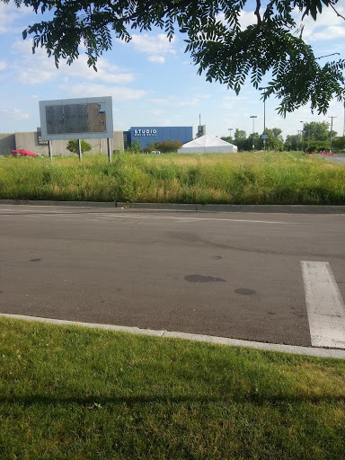 Movie Theater «Studio Movie Grill», reviews and photos, 210 W 87th St, Chicago, IL 60620, USA