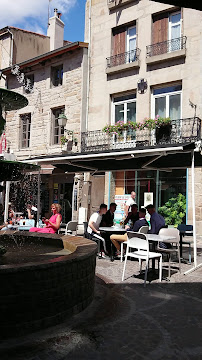 Atmosphère du Restaurant Les Noisettes Sauvages à Saint-Étienne - n°2
