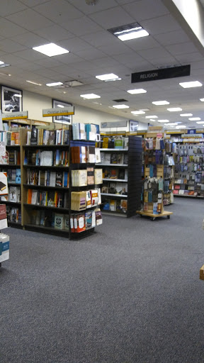 Book Store «Books-A-Million», reviews and photos, 6601 Edwardsville Crossing Dr, Edwardsville, IL 62045, USA
