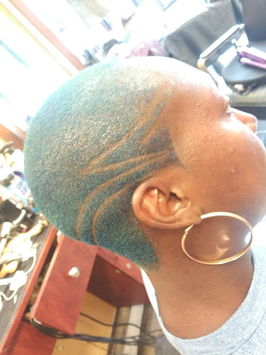 Beauty Salon «Dons & Divas Unisex Hair Salon», reviews and photos, 289 Nostrand Ave # A, Brooklyn, NY 11216, USA