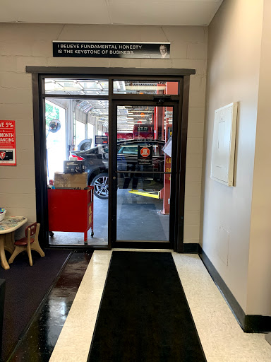 Tire Shop «Firestone Complete Auto Care», reviews and photos, 7179 N Davis Hwy, Pensacola, FL 32504, USA